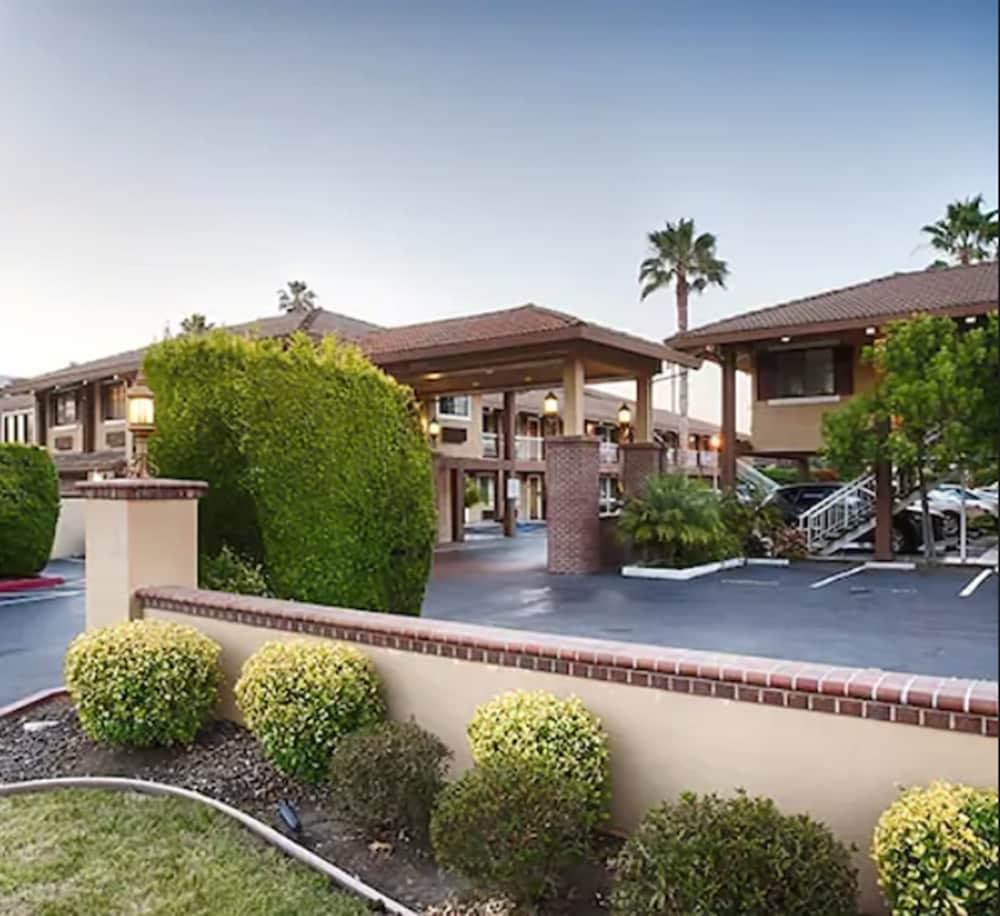Surestay Plus Hotel By Best Western Mountain View Eksteriør bilde